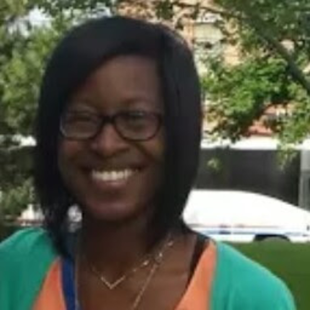 Meet your Posher, Janai